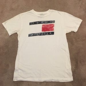 Boys Tommy Hilfiger white T-shirt